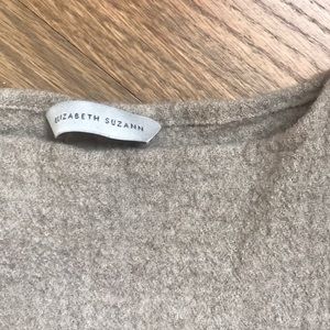 elizabeth suzzane wool top